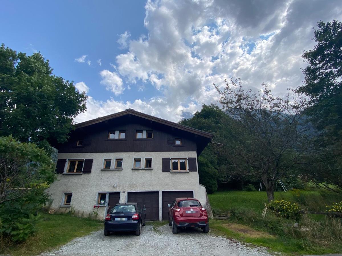 Logement Mansarde Dans Maison Avec Jardin En Bord De Piste, Vue Montagne Лез-Уш Экстерьер фото
