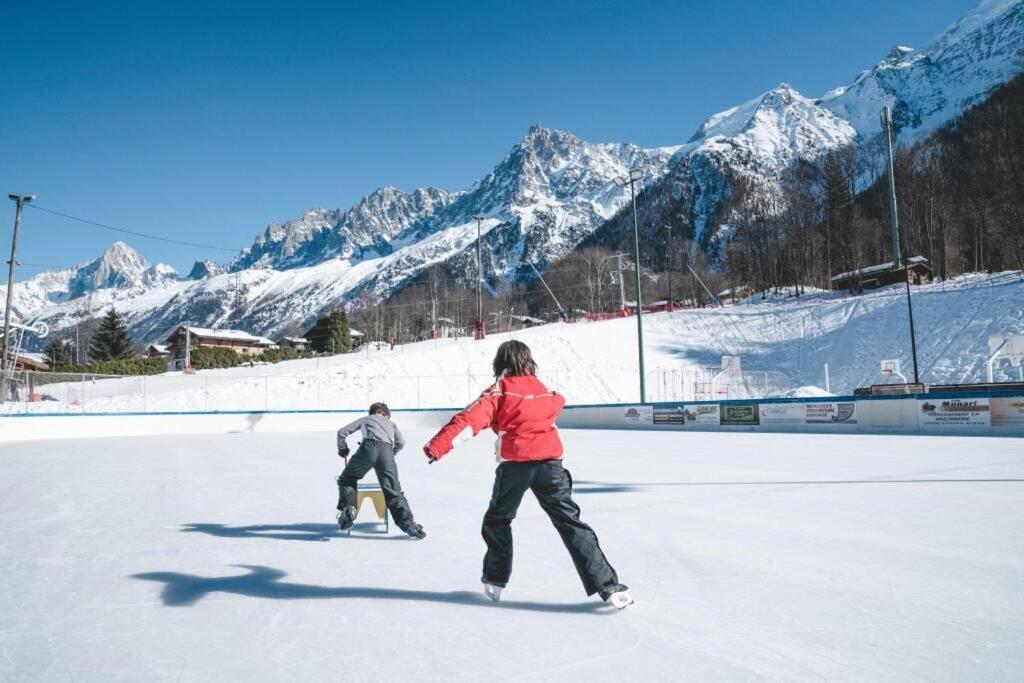 Logement Mansarde Dans Maison Avec Jardin En Bord De Piste, Vue Montagne Лез-Уш Экстерьер фото